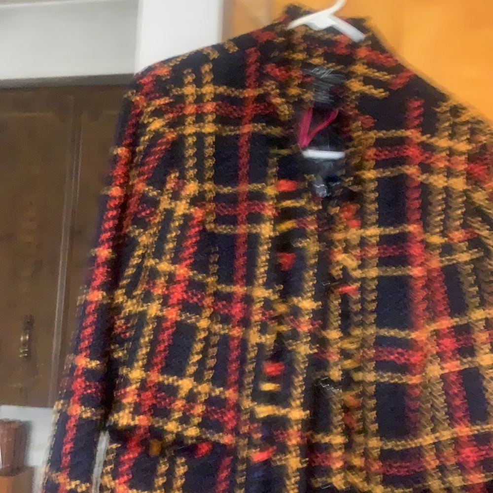 Jacket - Picture 1 of 9